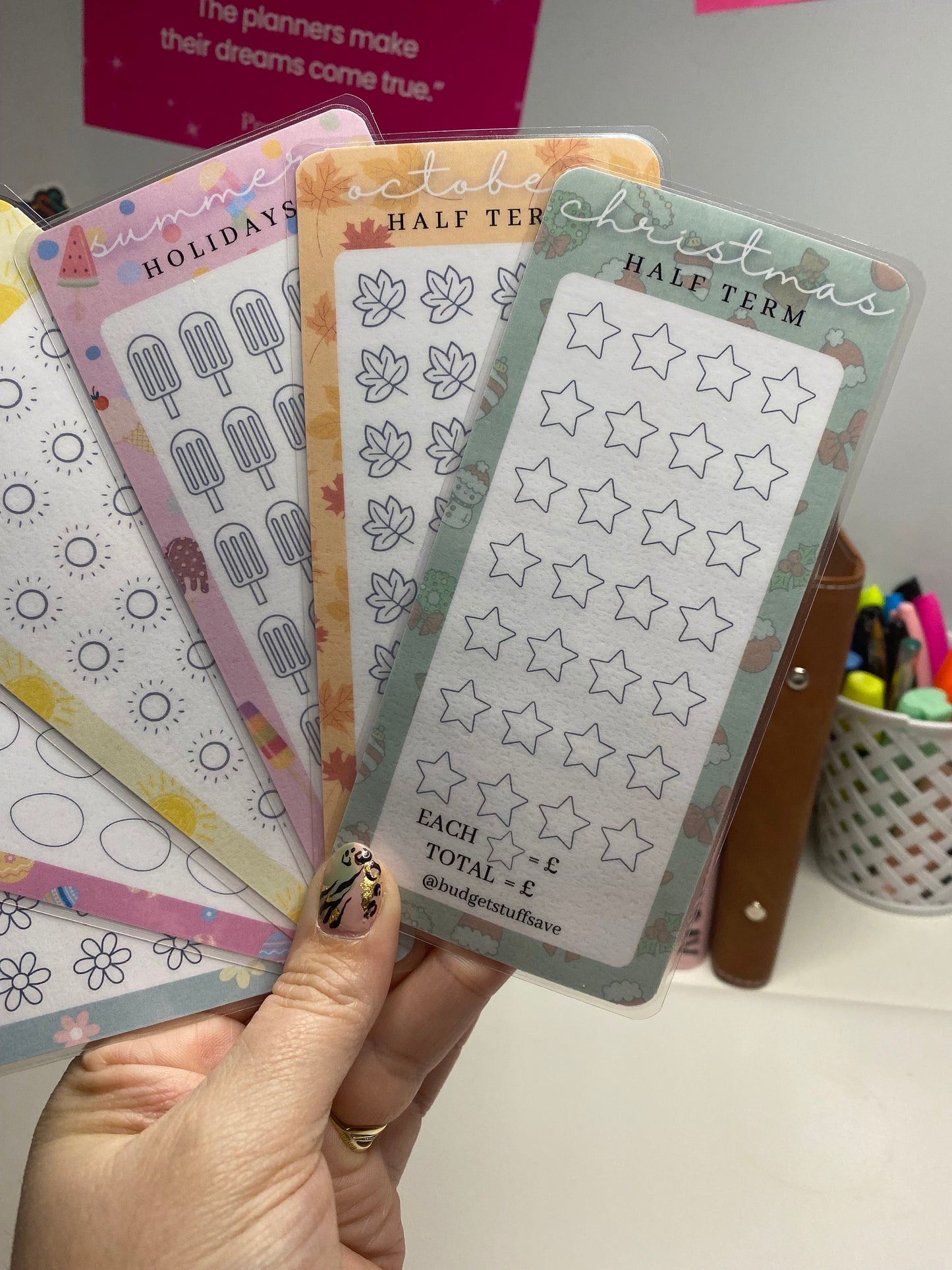 School Holidays Savings Tracker Bundle, Cash Stuffing, Budgeting, Incremental savings, Financial planning, Milestone tracker