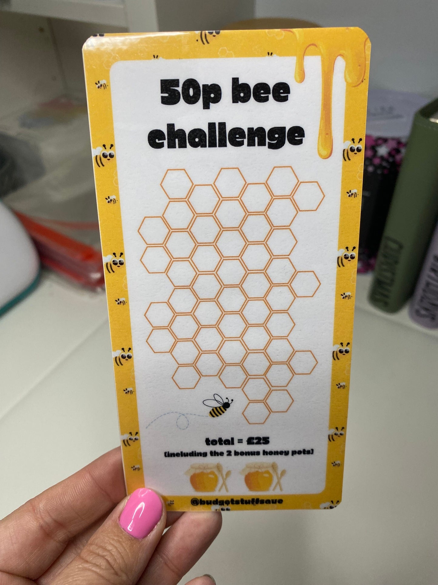 50p Beehive Savings Tracker and wallet, cash Stuffing, Budgeting, A6 binder, Save money, Envelope method, Budget, Challenge