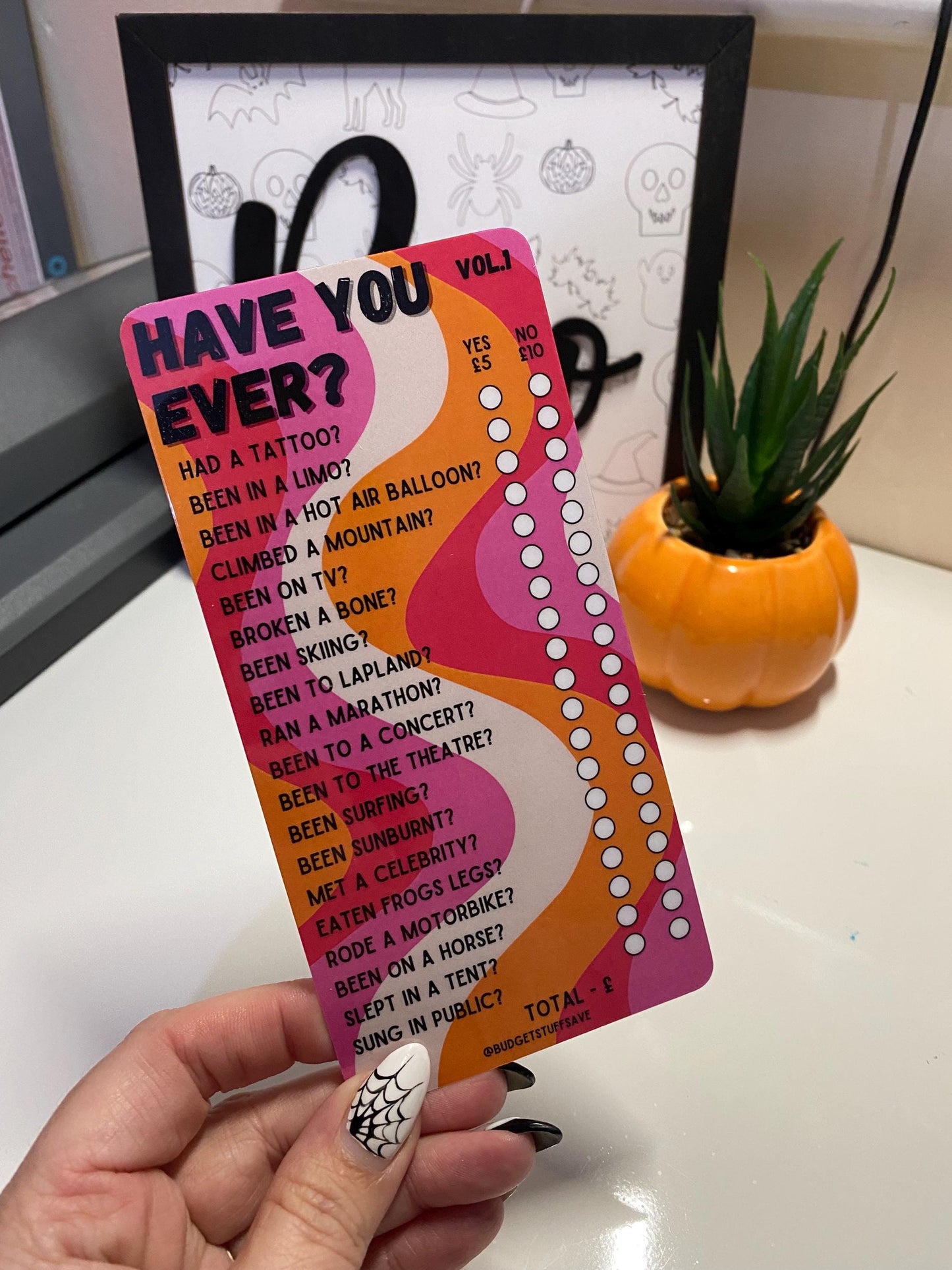 Have you Ever? Vol. 1 Savings Tracker and wallet, cash Stuffing, Budgeting, A6 binder, Save money, Envelope method, Budget, Challenge